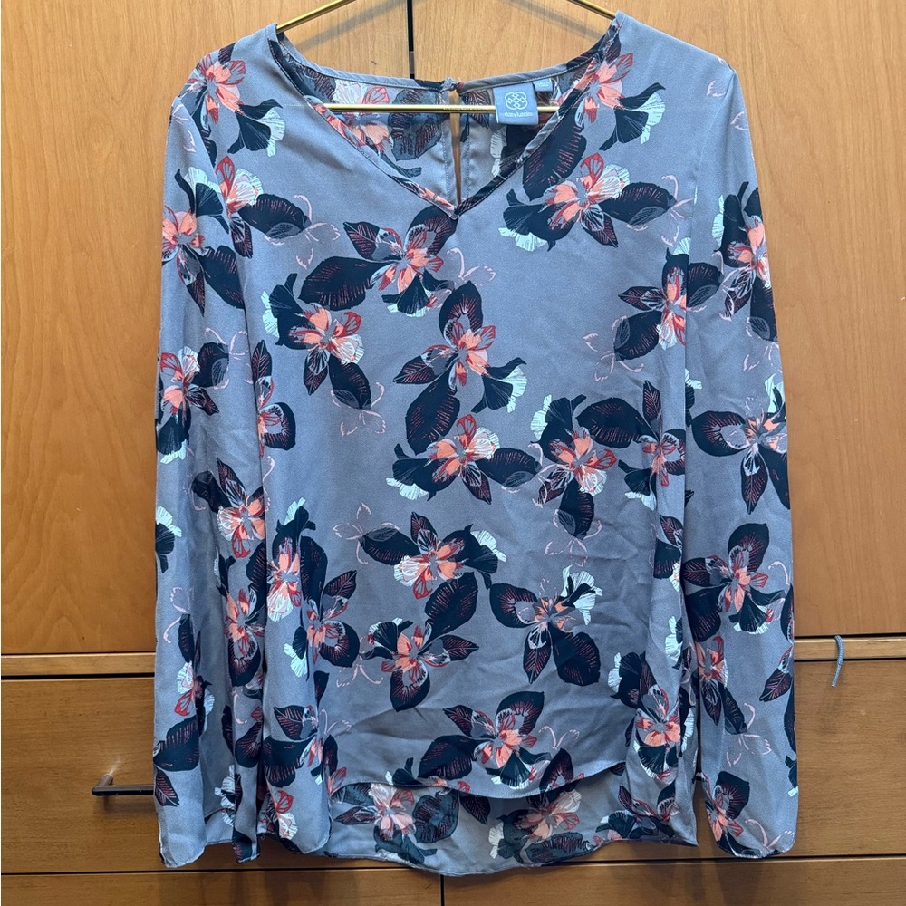 Daisy Fuentes Floral Blouse in Gray and Pink